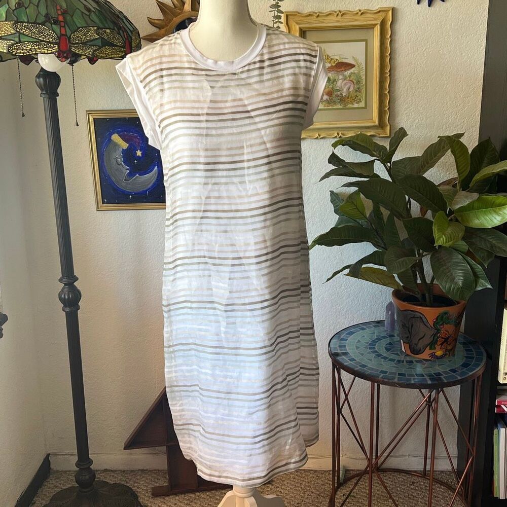 Peserico Size 40 (8) Made in Italy White cream dress striped
